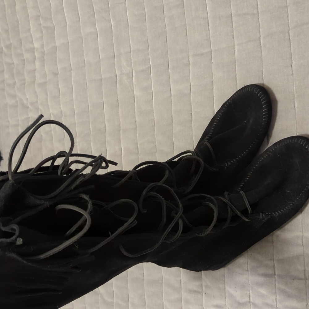 Minnetonka Front Lace Knee High Boot.  NWOT. - Picture 2 of 7